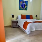 'a De' Scugnizzi 4*