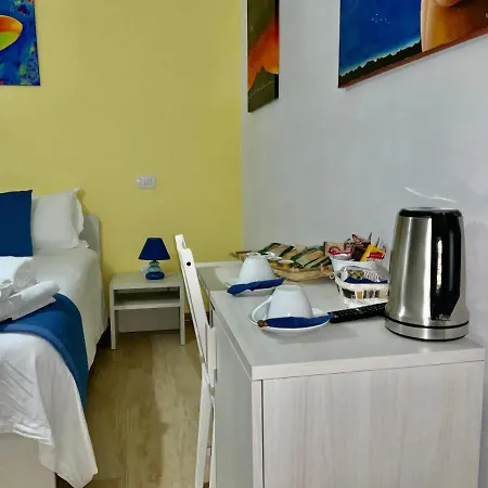 Couette-café 'a De' Scugnizzi *