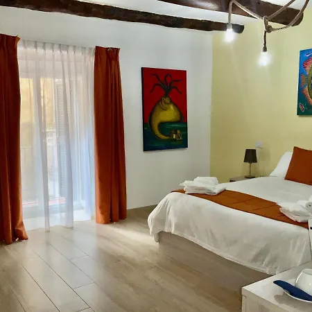 'a De' Scugnizzi Bed and breakfast *