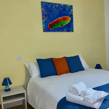 Bed and breakfast 'a De' Scugnizzi *