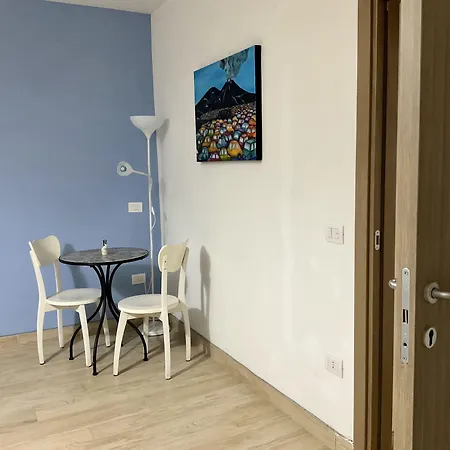 'a De' Scugnizzi 나폴리