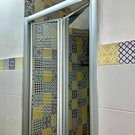 'a De' Scugnizzi 4*
