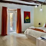 Bed & Breakfast 'a De' Scugnizzi 4*