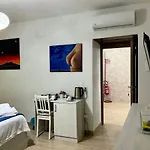 'a De' Scugnizzi Bed & Breakfast