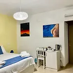 'a De' Scugnizzi 4*