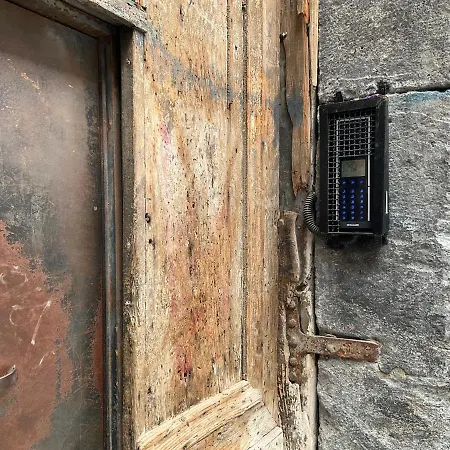 'a De' Scugnizzi 4*